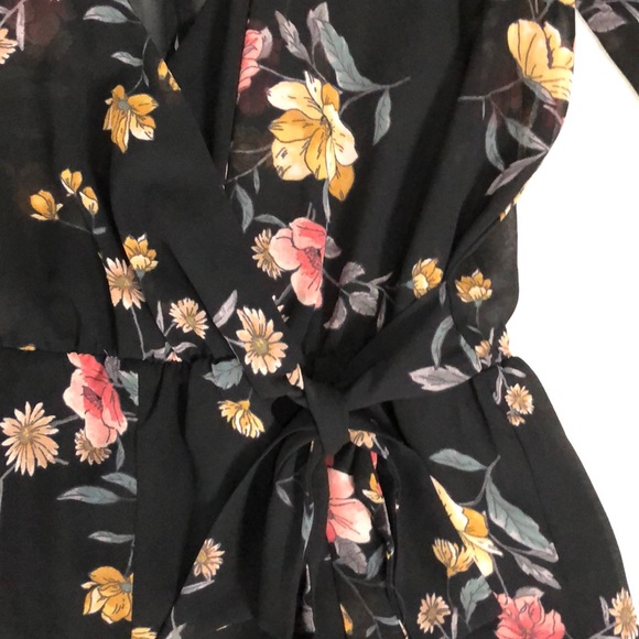 Forever 21 Black Floral Romper - Picture 2 of 3